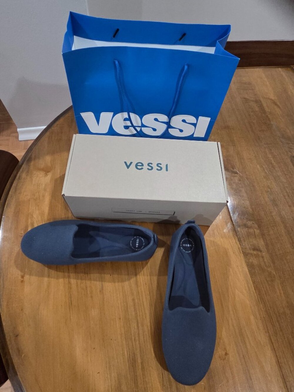 Vessi Waterproof Shoes with Original Packaging, Box and Bag